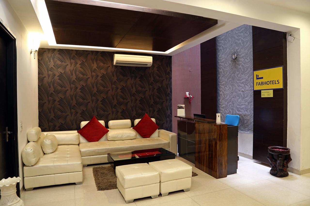 Fabhotel Signature Cyber Park Дели Экстерьер фото