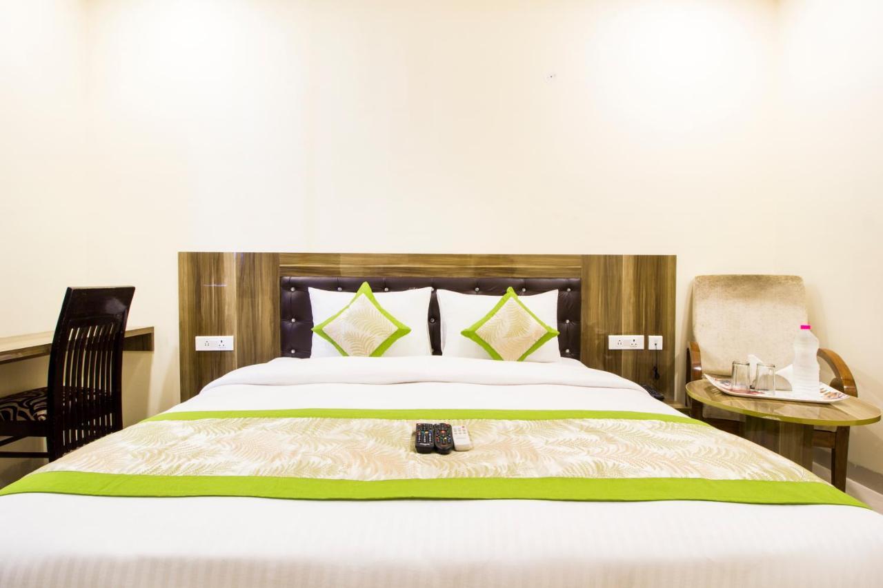 Fabhotel Signature Cyber Park Дели Экстерьер фото