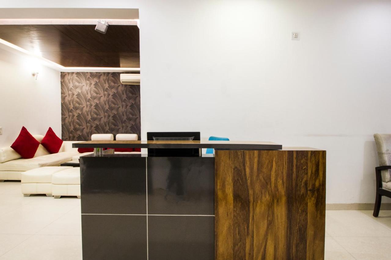 Fabhotel Signature Cyber Park Дели Экстерьер фото